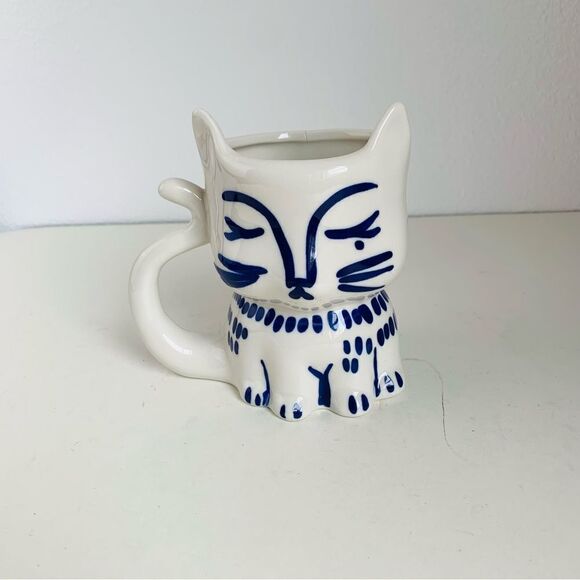 Blue and White Cat Mug - Picture 1 of 5